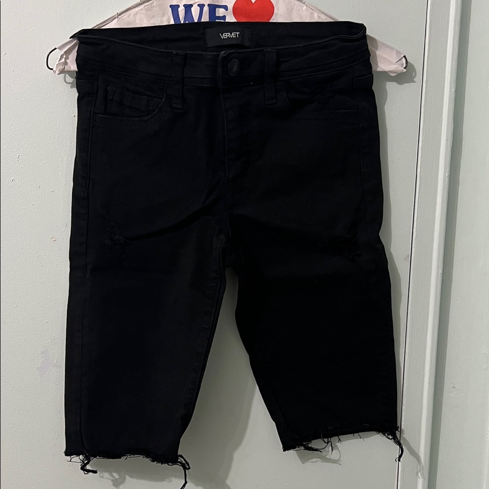 Venet Black Mid-Rise Bermuda Shorts
